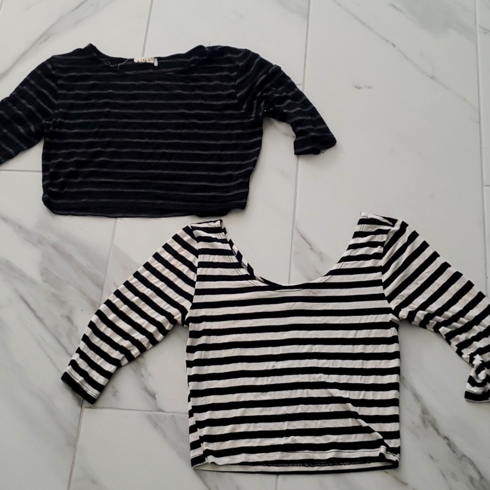 2 stripped cropped tops size med - Picture 1 of 6